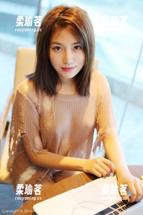 美媛馆-鱼子酱Fish 美媛馆 - 鱼子酱Fish的少女套图更新:让我想起了初恋的味道...