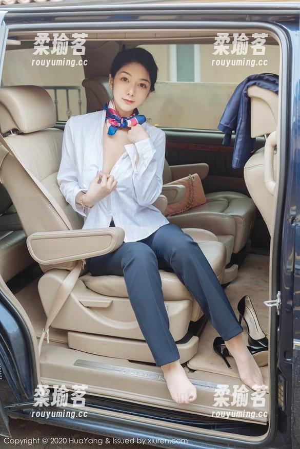 花漾show - 白衬衫合集–易阳Silvia告诉你，如何把简单穿出时尚感！