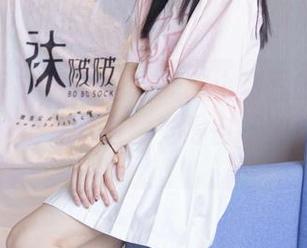 袜啵啵 – 最新图包曝光：小甜豆的奶油蛋糕剧情，吃着吃着就觉得自己变成了食物。