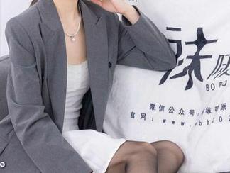 袜啵啵 – 熊熊奶牛美图合集：牛萌萌，心动不已！