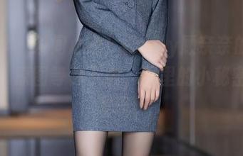 语画界 – 瞬间心动！Emily顾奈奈的灰丝诱惑，原图等你下载，图里的小秘密等你发现！