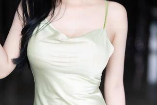语画界 – 不可思议的允儿Claire私拍，让温柔变成一种态度