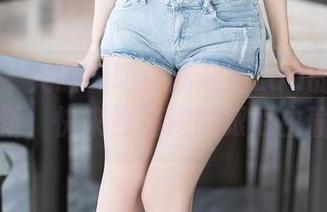 语画界 – 突破极限！潘朵拉Laa的瑜伽合集更新，快来目睹她的跟屁虫瑜伽！