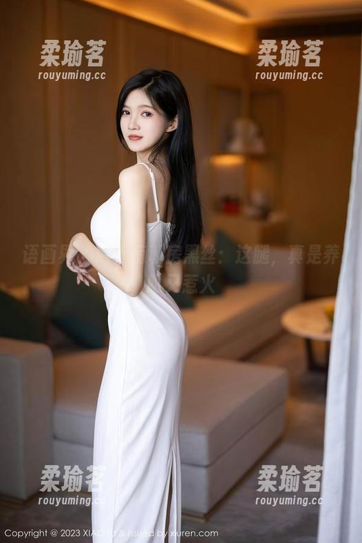 语画界-顾乔楠 语画界 - 顾乔楠私房黑丝:这腿,真是养眼又惹火