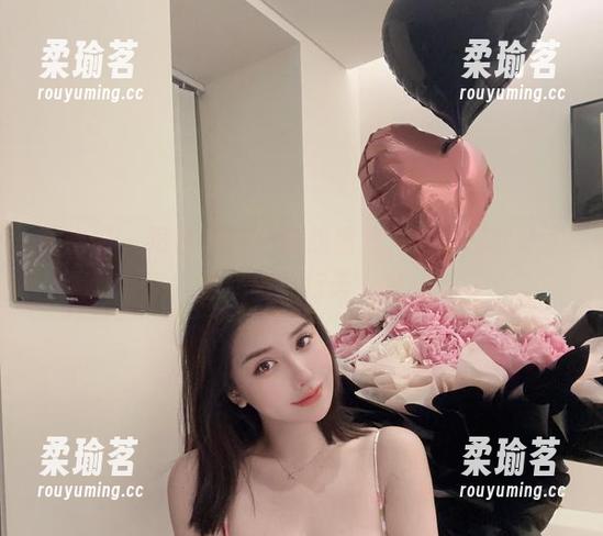 阿色 微密圈 - 阿色+毛衣=在线图集,这组搭配让人想“毛”行天下啊